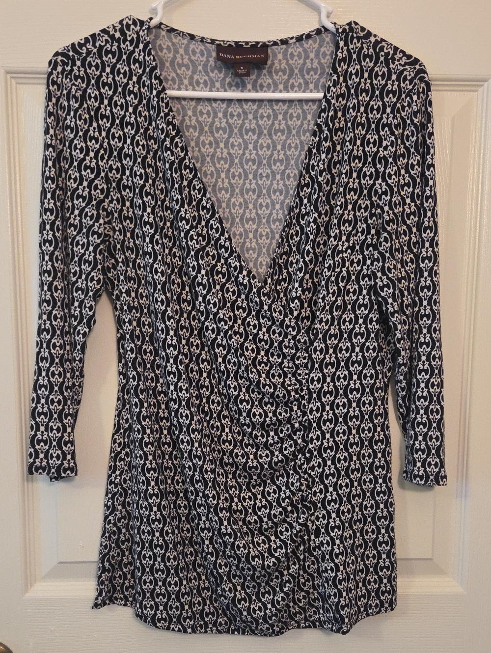 Dana Buchman Black and White Surplice Long Sleeve Wrap Top Size Small